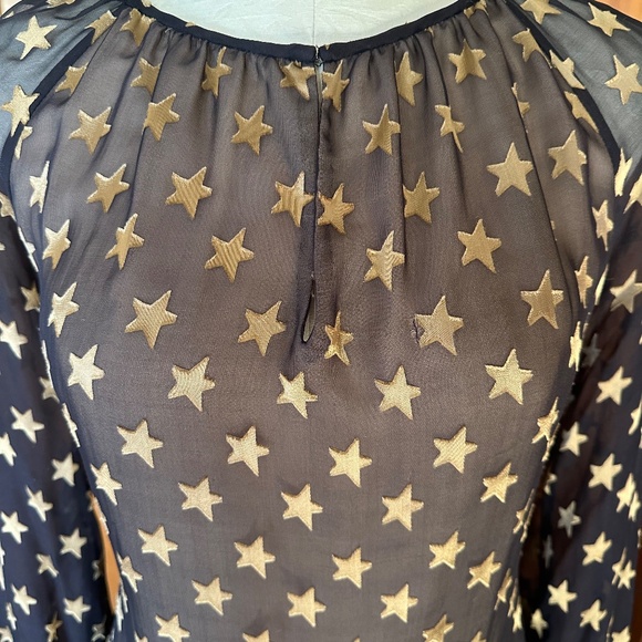 Flowy Black and Gold Star Print Blouse Top by Diane Von Furstenberg DVF, Silk - Picture 6 of 6